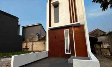 Rumah 500 juta di Jakarta Timur 5 menit Mabes TNI Cilangkap