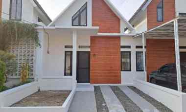 Rumah hanya 10 menit ke Stasiun Cilebut di Cilebut Tanah Sereal Bogor