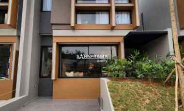 Rumah 2 Lantai Konsep Garden Home Resort di Serpong Tangerang Selatan