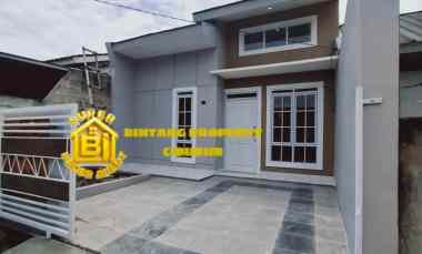 Dijual Rumah 1,5 Lantai Siap Huni Murah Meriah Metand Cileungsi Nego