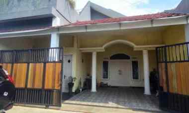 Rumah Kost 2Lt, Hdp Utara, Semi Furnished, Strategis di Ciliwung