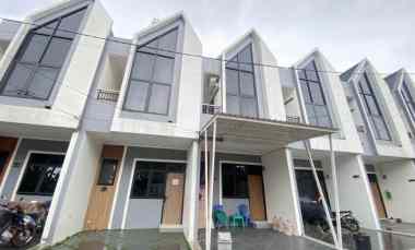 Rumah Dijual di CILODONG