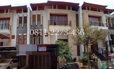 Dijual Rumah Cantik di De Bale Pakuan Bandung Row Jalan Besar