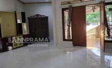 Rumah Dijual di Cimpaeun
