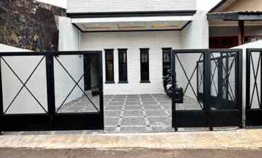 Rumah Baru 2,5 Lt Lokasi Strategis dekat Exit Tol Brigif Cinere Depok