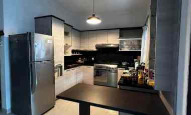 dijual rumah cipaku