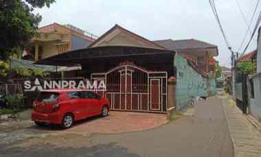 Rumah Dijual di Cipedak, Jagakarsa, Jakarta Selatan