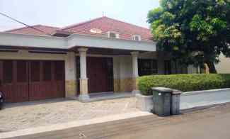 Rumah Bagus Mewah Lokasi Terbaik dalam Cluster Ekslusif di Cipete