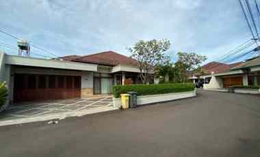 Dijual Rumah Swimming Pool dekat MRT Cipete, Jakarta Selatan