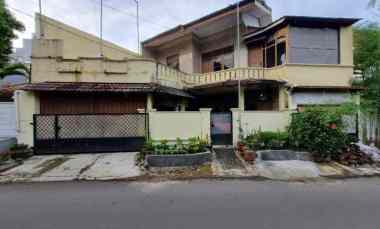 Dijual Rumah Lama 2 Lantai, Murah, Lingkungan Tenang di Cipete Selatan