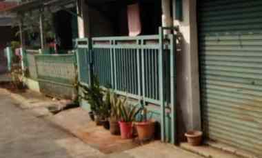 Dijual Rumah Siap Huni Ada Warung Buat Tambahan Penghasilan Keluarga