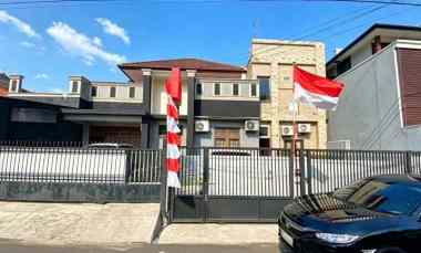 dijual rumah cipinang melayu