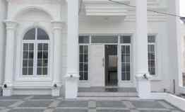 Rumah Baru SHM 2 lantai di Ciracas Jakarta Timur Bebas Banjir Strategis