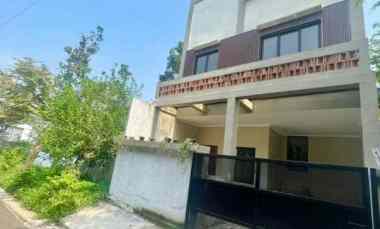 Rumah Dijual di Cireundeu