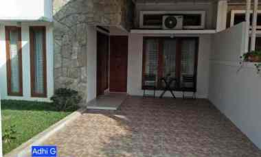 dijual rumah cisaranten