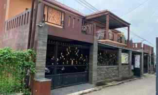 Rumah Kokoh 2 Lantai Lokasi Terbaik di Cisaranten Kulon Arcamanik