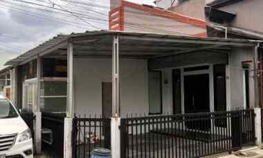 Rumah Dijual di Cisaranten kulon