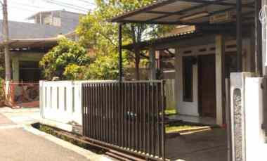 Rumah Hook Murah Tanah Luas Siap untuk di Huni di Ciskul Arcamanik