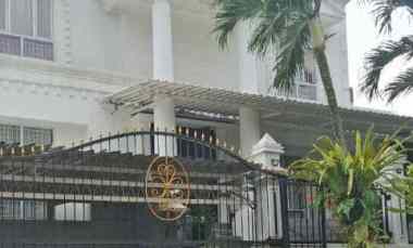 Rumah Mewah Mediterania Kolam Renang Citra Gran Cibubur,Cibubur