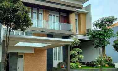 Rumah Modern Minimalis 2,5 Lantai Cluster South Emerald, Citraland
