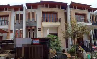 Rumah Elit Komplek Debale Pakuan Cidadap Security Super Ketat