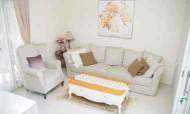 Rumah Cantik Ciwaruga dekat Sariwangi, Gegerkalong Bandung Barat