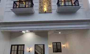 Dijual Rumah Classic Modern Minimalis di Beji Depok