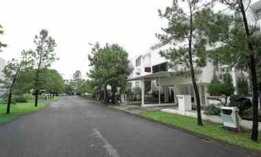 Rumah Siap Huni di Cluster Asera One East Harapan Indah Bekasi