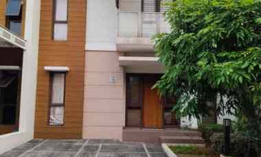 Dijual Cepat Rumah Bagus di Cluster Burgundy Summarecon Bekasi
