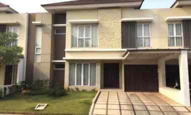 Rumah Dijual di Cluster Dbanyan JGC Jakarta Garden City