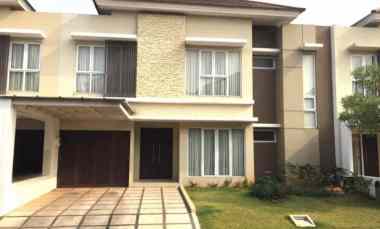 Rumah Dijual di Cluster Dbanyan JGC Jakarta Garden City Cakung