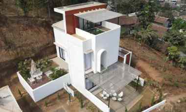 Rumah Diatas Awan Cluster Emeralda Resort Padalarang Bandung