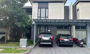 Rumah Dijual di Cluster Emily Sumarecon Bandung