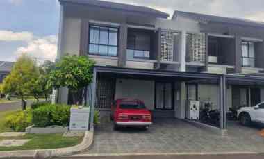 Rumah Dijual di cluster flora SUMMARECON BANDUNG