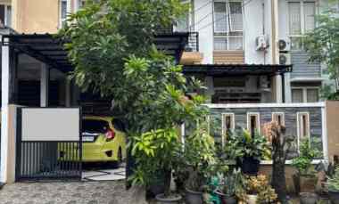 Dijual Cepat Rumah Bagus di Ifolia Harapan Indah Bekasi