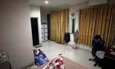 Rumah Dijual Siap Huni 5 Kamar dalam Cluster Jatiwarna Pondok Gede