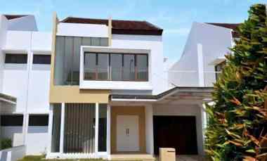 Rumah Dijual di Cluster Lantana JGC Jakarta Garden City