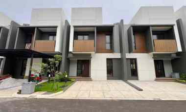 Rumah Minimalis Siap Huni Cluster Regia Summarecon Crown Gading