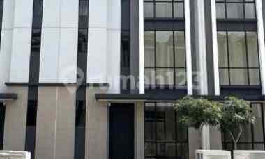 Rumah 3lt 7x14 98m 3KT Cluster Sentarum Asya JGC Jakarta Garden City