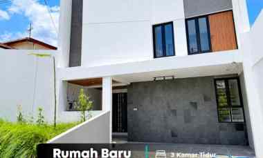 Rumah 2 Lantai dalam Perumahan di Condongcatur dekat Kampus Upn 900 M
