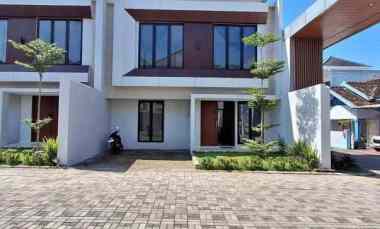 Rumah Dijual di Condongcatur Depok Sleman Yogyakarta