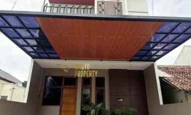 Rumah Siap Huni 2 Lantai di Condongcatur dekat Ring Road Utara