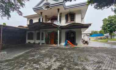 Rumah Dijual di Crown hill