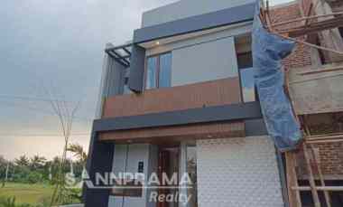 Rumah Mewah 2 Lantai tanpa Dp Ckp 10Jt Allin Pinggir Jalan DiDepok