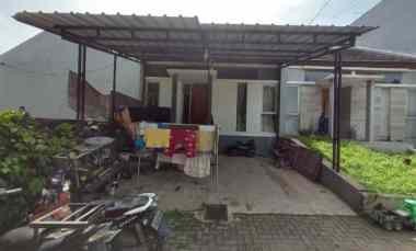 Rumah D Paradiso Residence dekat Tol Padalarang SHM Nyaman