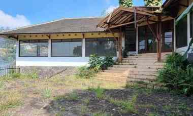 Jual Cepat Rumah Ex Cafe Resto di Dago Atas, Ada View Kota Bandung