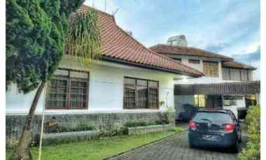 Rumah Dijual di Dago Bandung