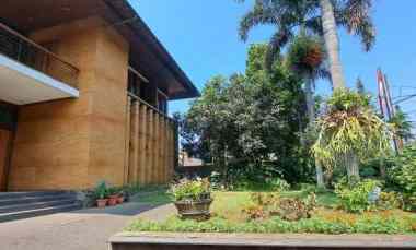 Turun Harga Rumah Mewah Strategis Dago Raya Bandung Utara