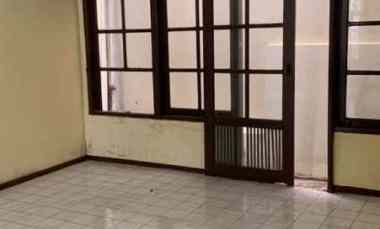 Dijual Rumah dalam Komplek Bintaro Sektor 2 Siap Huni