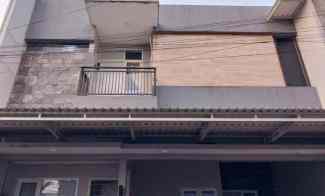 Rumah Full Furnished Siap Huni di Damai Village Jagakarsa